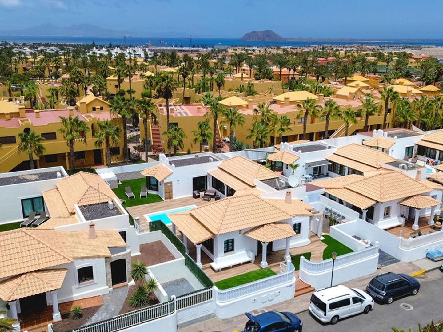 Villa Relax Deluxe Private Pool Corralejo By Holidays Home Εξωτερικό φωτογραφία